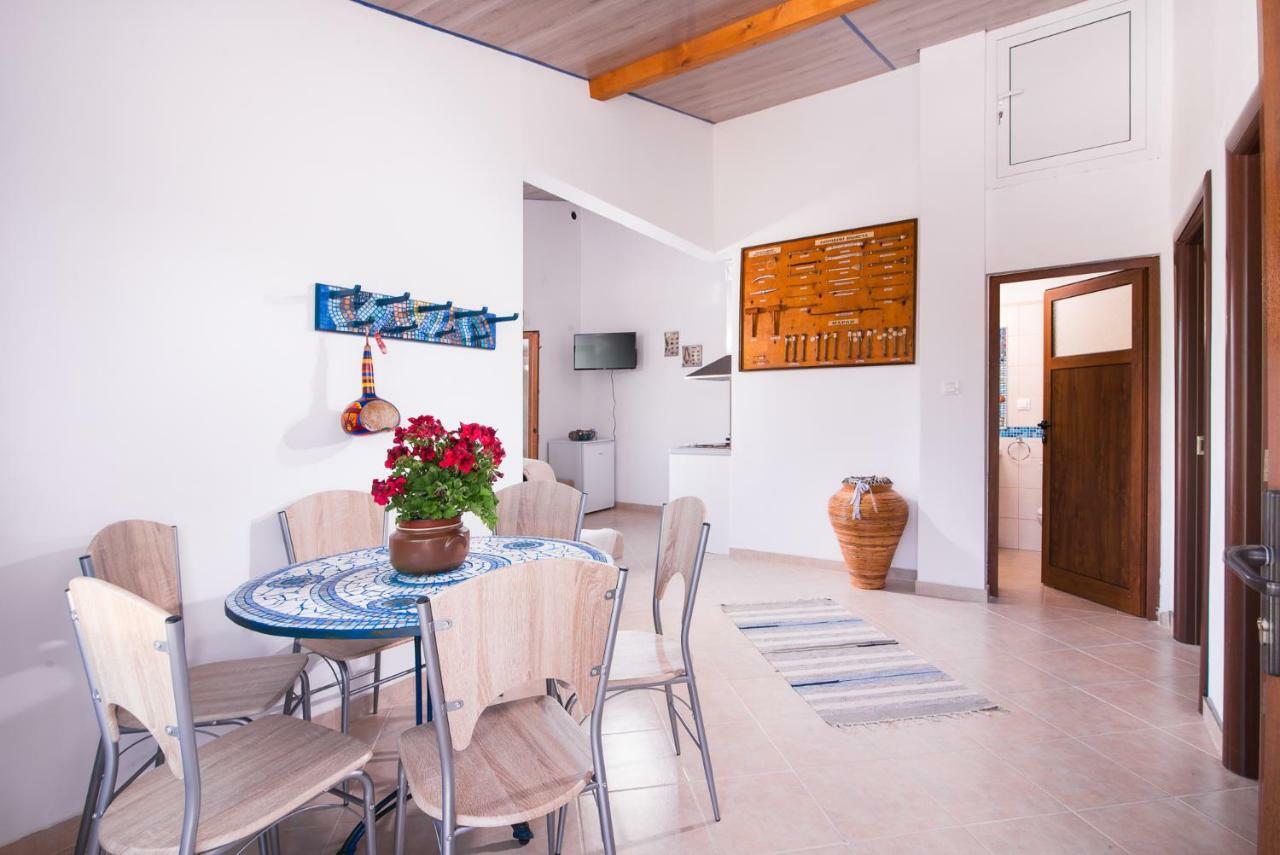 Blue Breeze Aparthotel Όρμος Πρίνου Εξωτερικό φωτογραφία