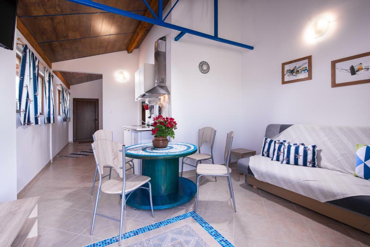 Blue Breeze Aparthotel Όρμος Πρίνου Εξωτερικό φωτογραφία